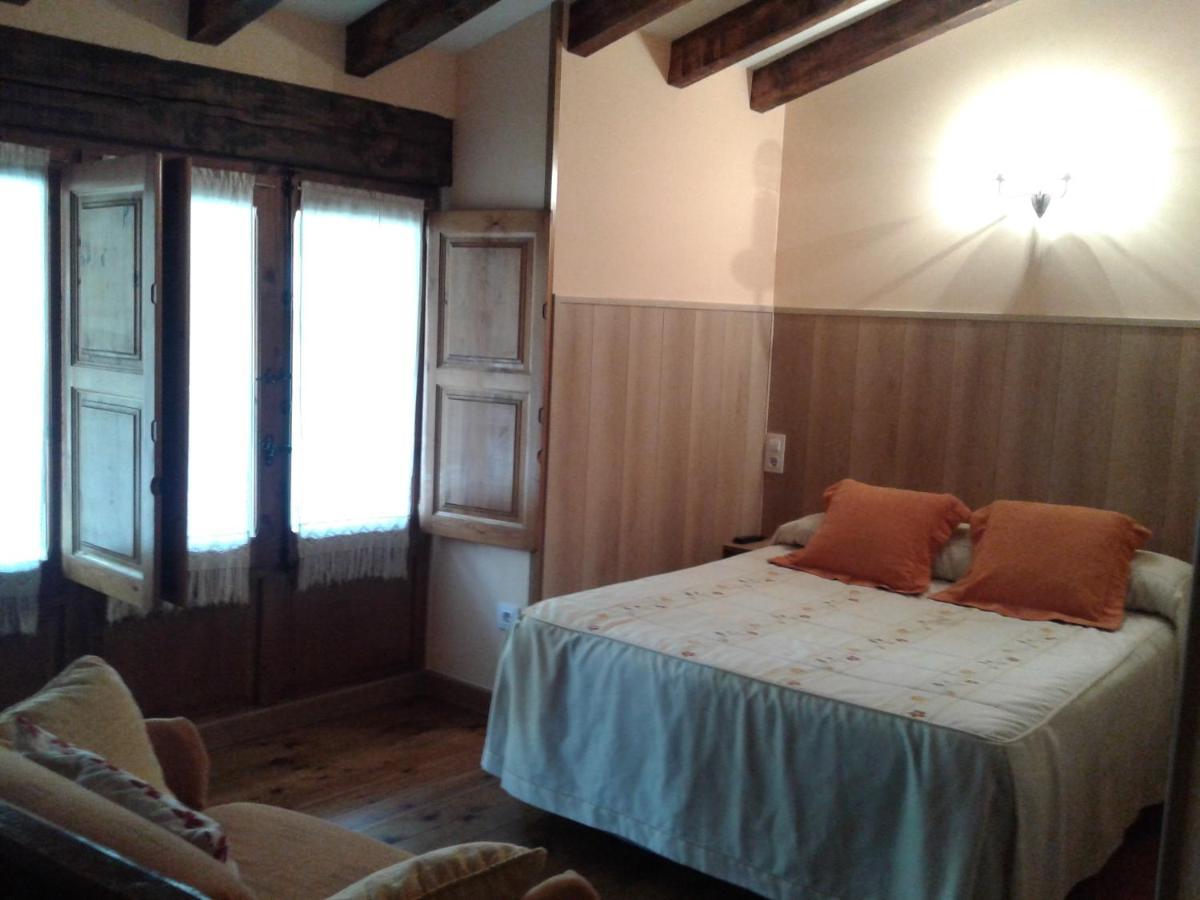 Casa de Campo La Casuca Y La Ojedo
